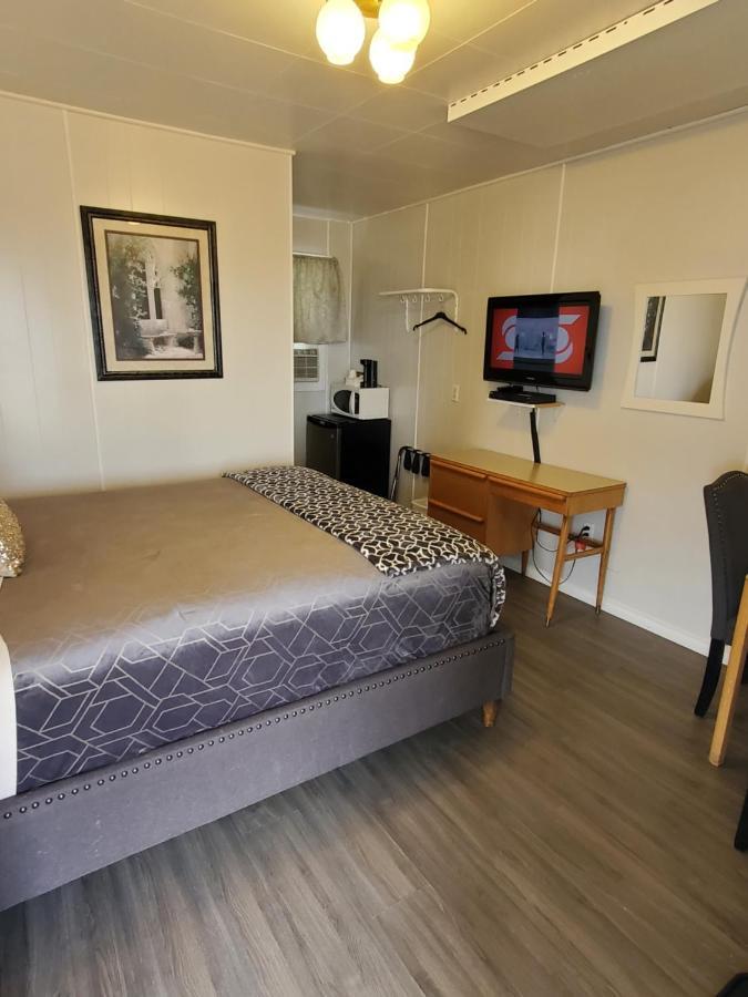Wolseley Motel Экстерьер фото
